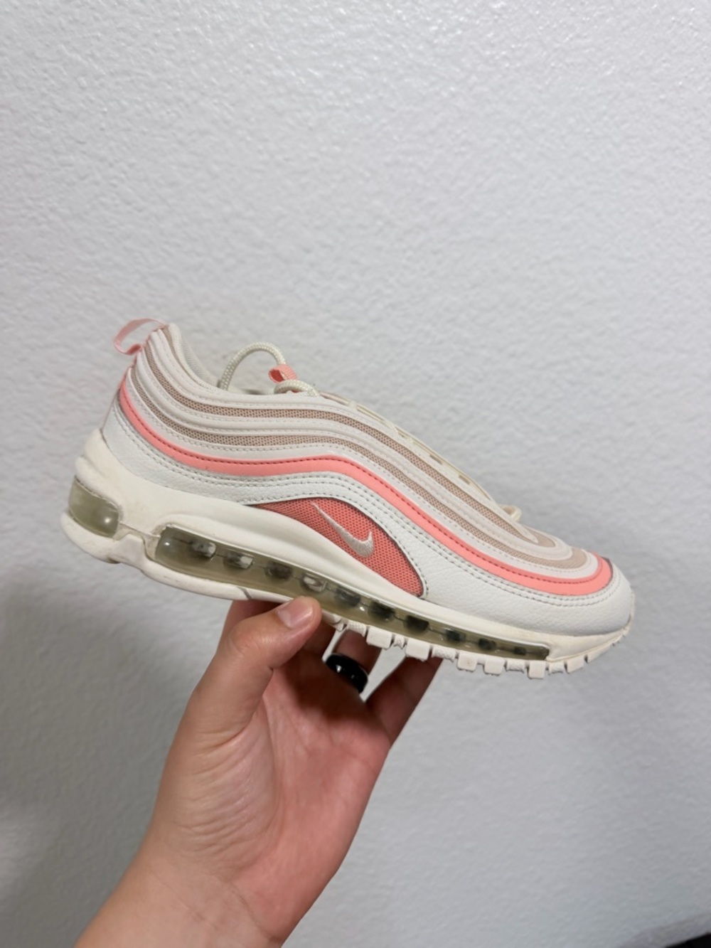 Nike Women's Cream & Coral Wave Runner Sneaker